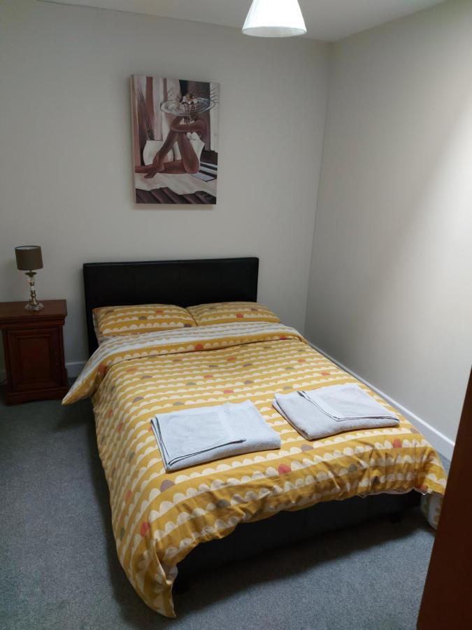 Plaza Suite 61 B Бангор Экстерьер фото